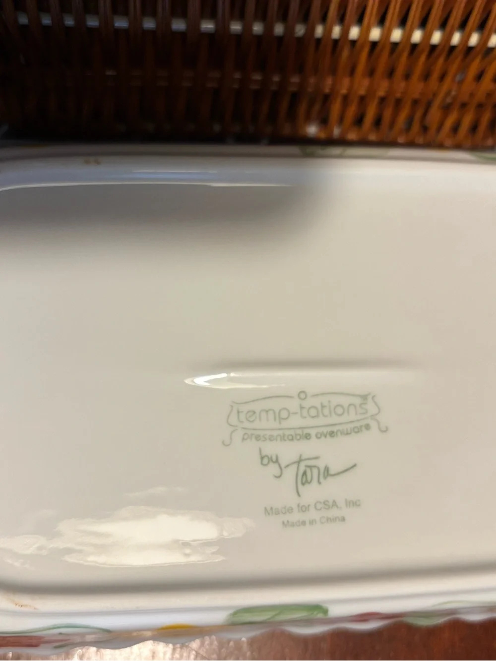 Temp-tations by Tara Daisy Floral baking dishes/basket